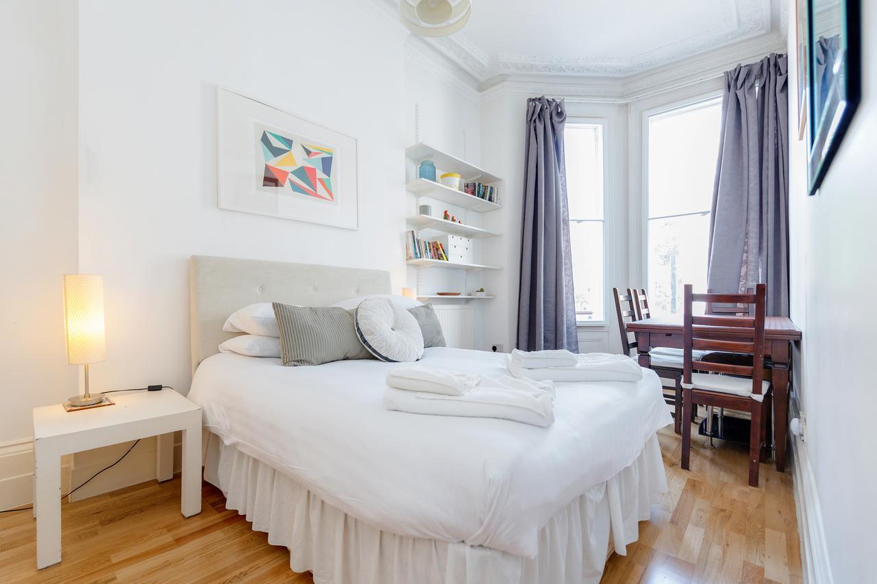 Earls Court Apartments By Basetogo Лондон Екстериор снимка