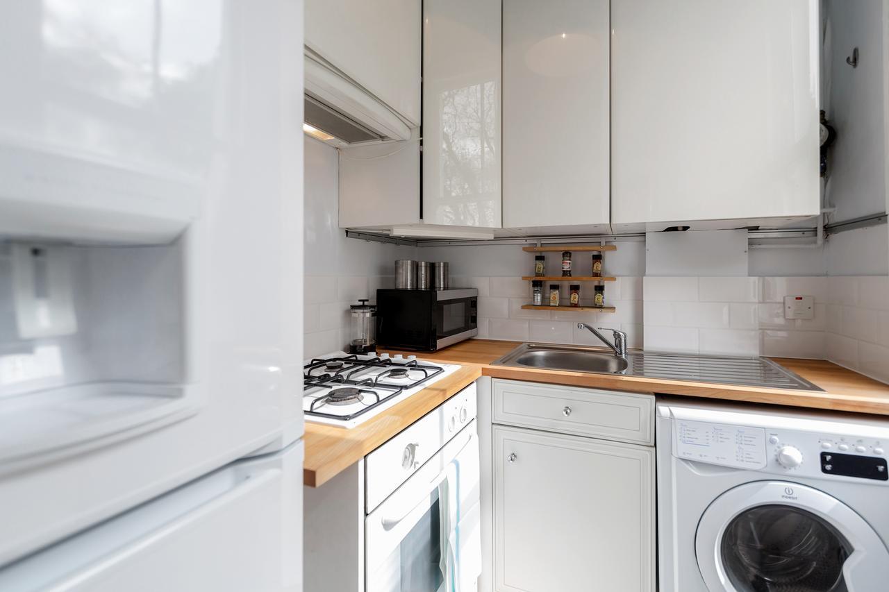 Earls Court Apartments By Basetogo Лондон Екстериор снимка